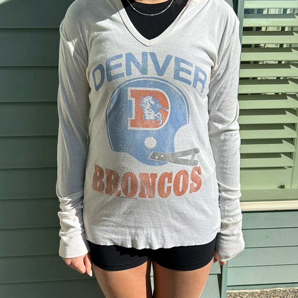 Broncos Junkfood long sleeve hoodie